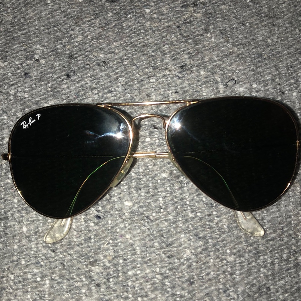 POLARIZED RAYBAN AVIATORS